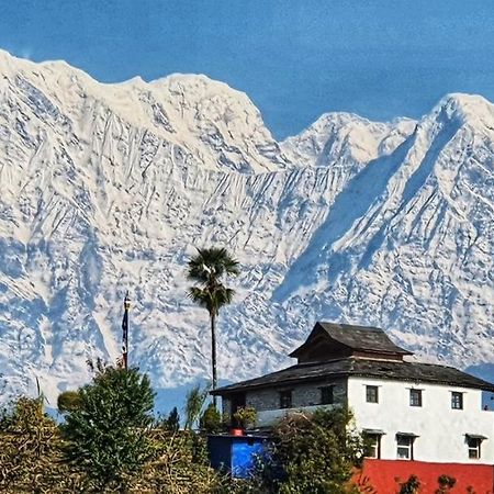 Es Deurali Resort Покхара Экстерьер фото