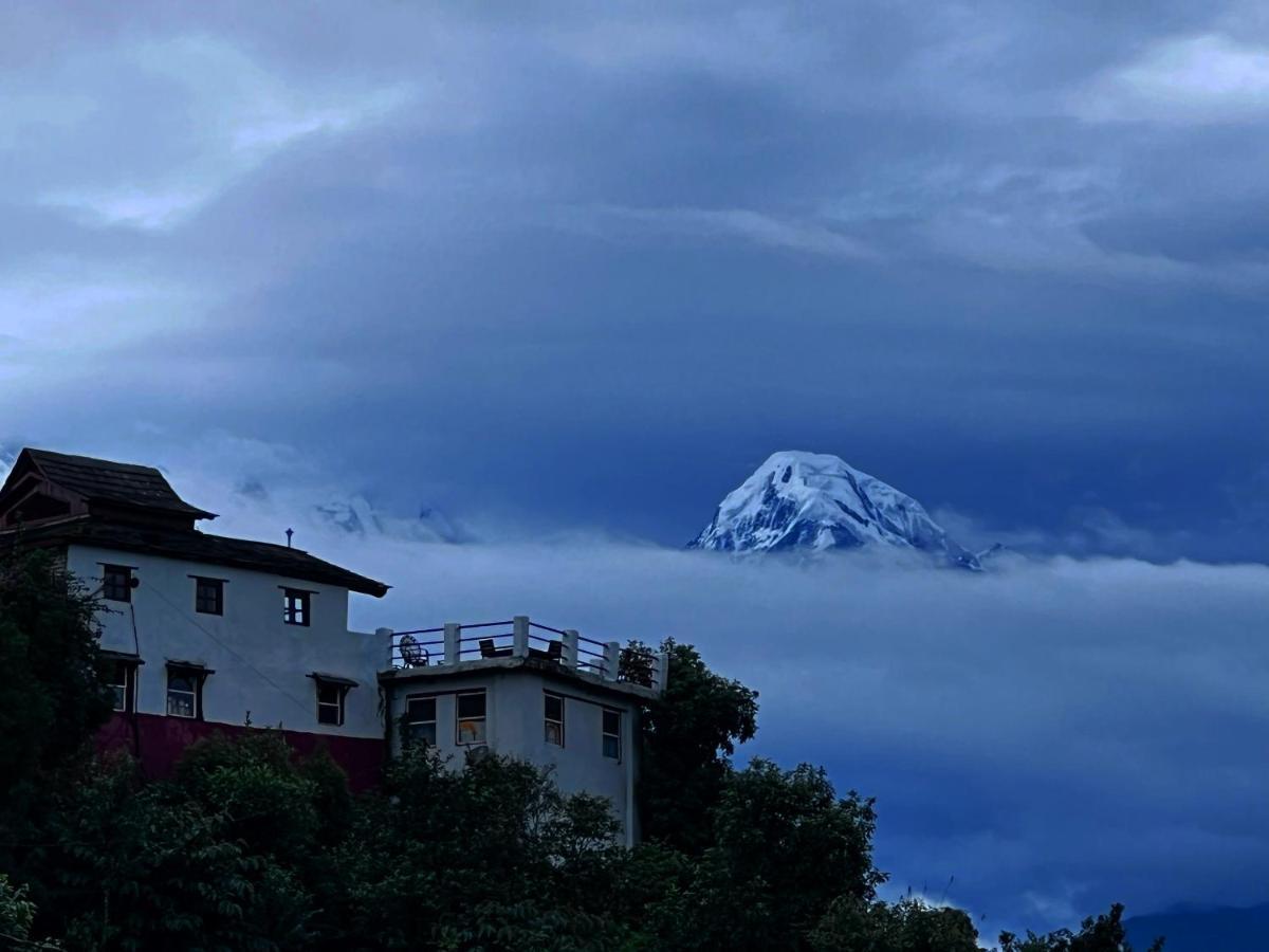 Es Deurali Resort Покхара Экстерьер фото
